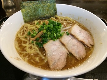 おかべ1_麺.JPG